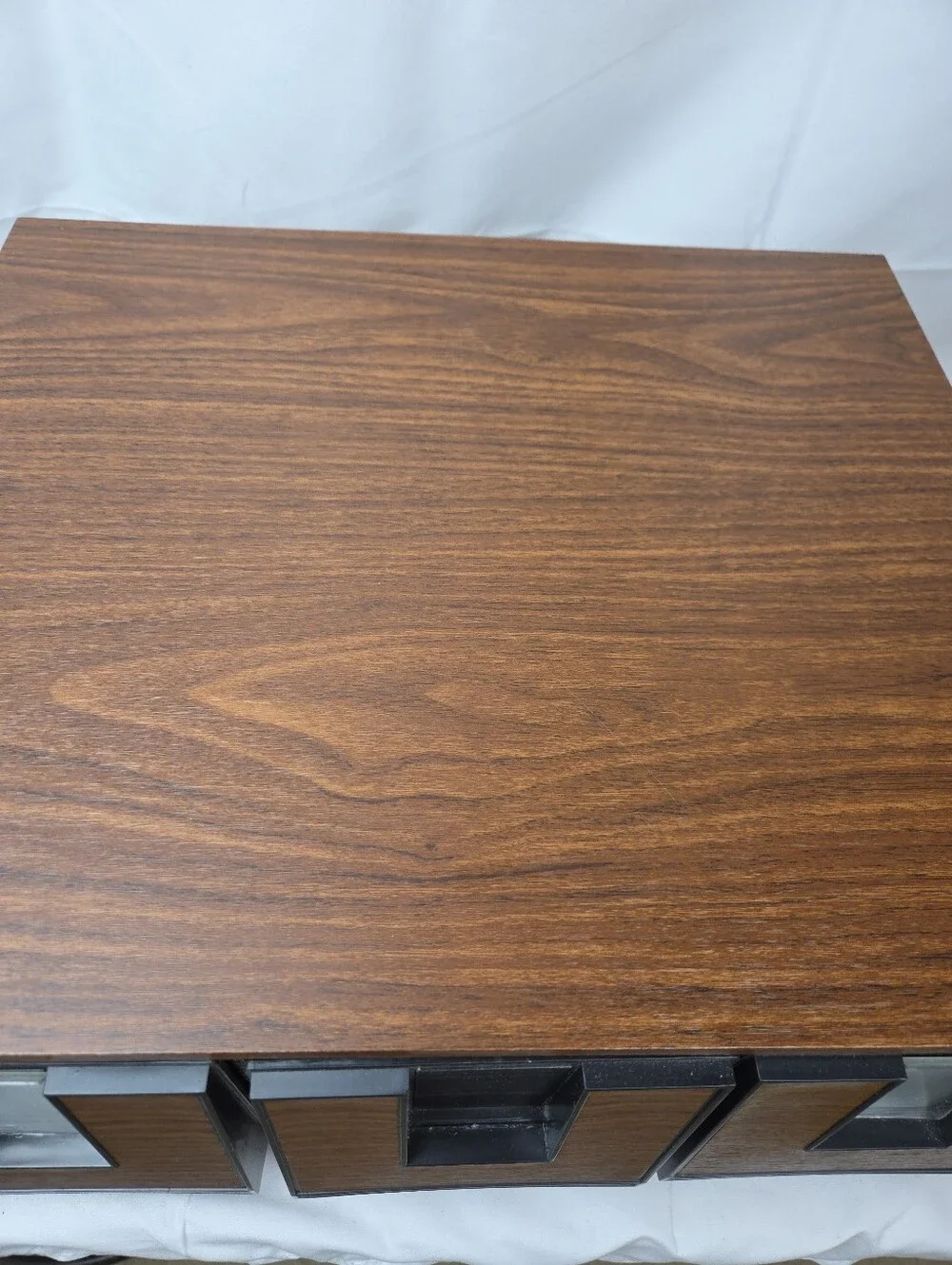 90 Cd's...Vintage 3-Drawer Woodgrain Media Organizer in Brown..